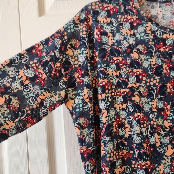 Lularoe Disney Mickey Minnie IRMA Top Size Small NWT - Picture 6 of 8